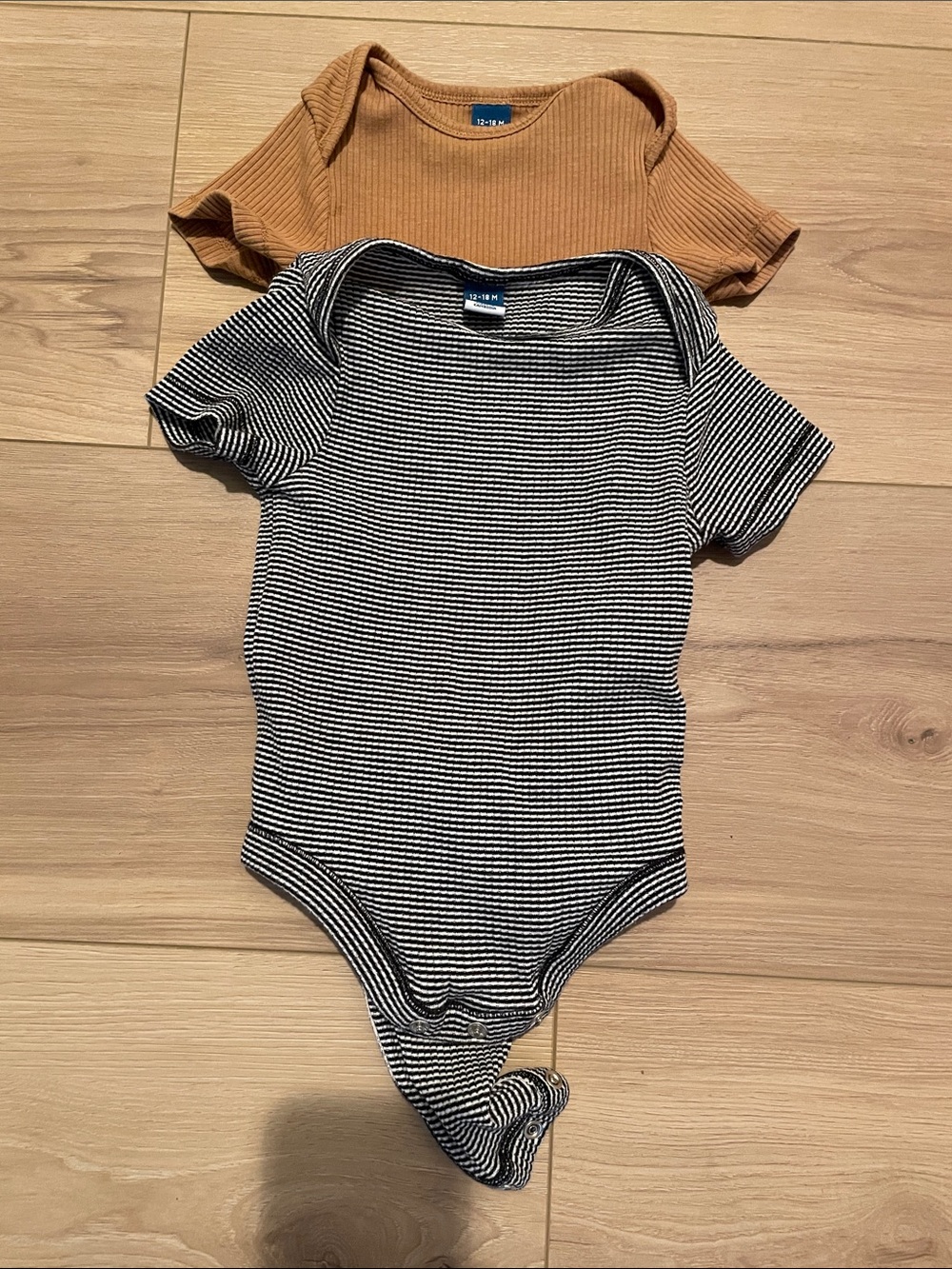Old Navy Black & White Striped and Tan Ribbed Baby One-Piece Bodysuits